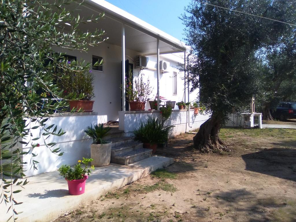 Casa Vacanza Fiorella Torre dell'Orso Bagian luar foto