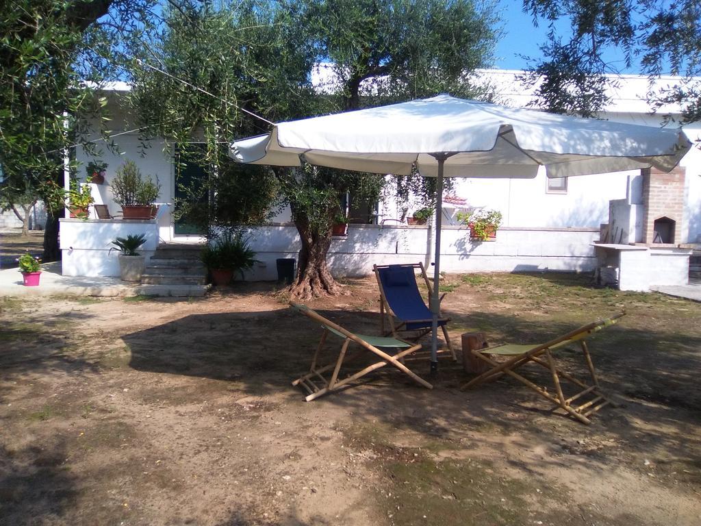 Casa Vacanza Fiorella Torre dell'Orso Bagian luar foto