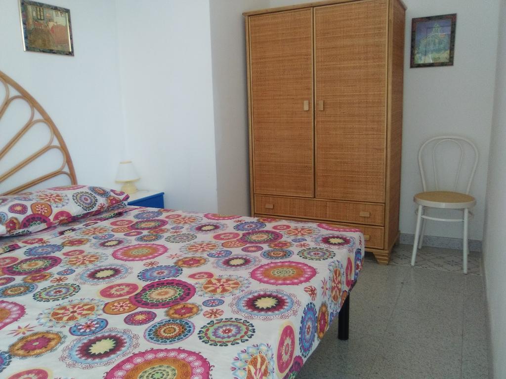 Casa Vacanza Fiorella Torre dell'Orso Bagian luar foto