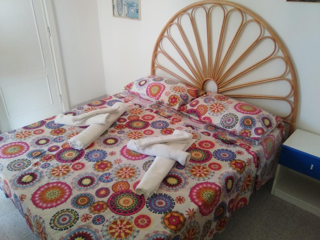 Casa Vacanza Fiorella Torre dell'Orso Bagian luar foto