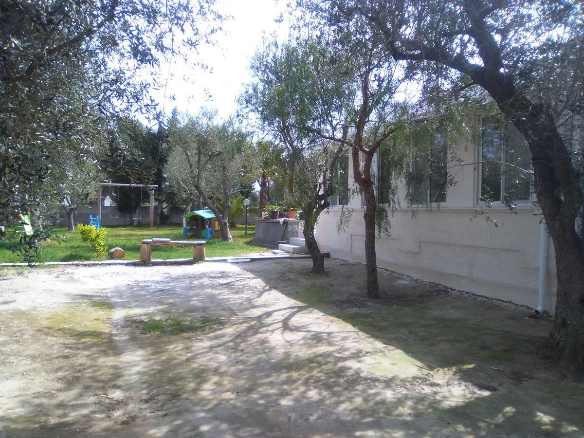 Casa Vacanza Fiorella Torre dell'Orso Bagian luar foto